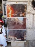 die Kroaten suchen Mitleid und zeigen Kriegsfotos